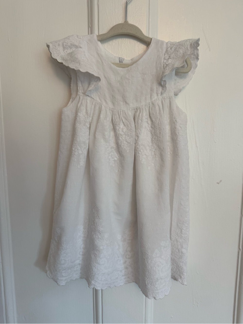 Tartine et Chocolat White Eyelet Flutter Dress